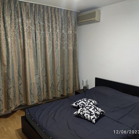 Fabian Central Apartment Букурещ Екстериор снимка
